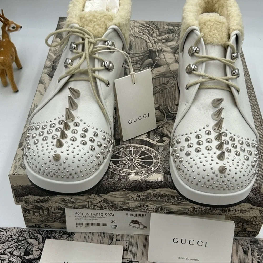 Women’s Gucci spiked Sherling lined ankle boots size 39 made in Italy - Picture 5 of 9